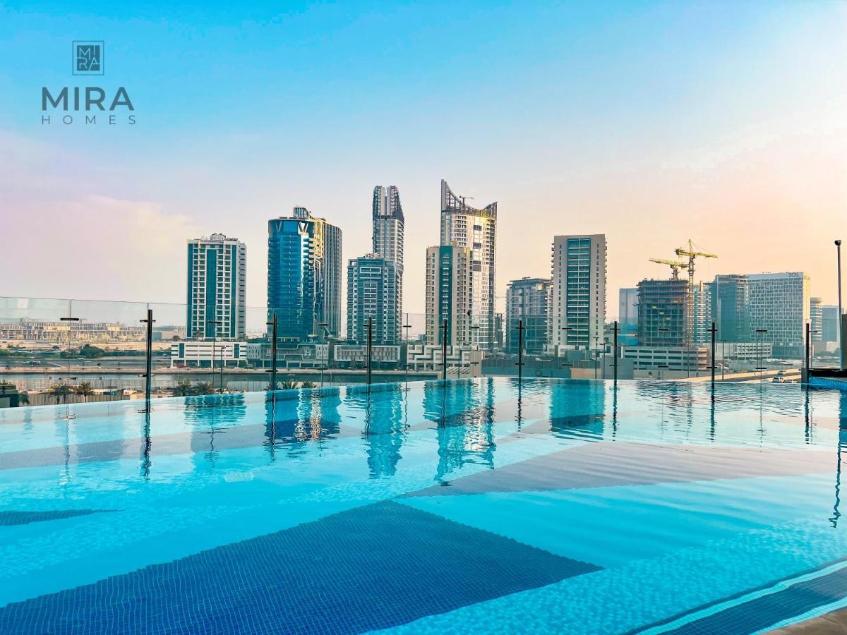 Mira Holiday Homes - Newly Furnished Studio In Downtown Dubai Luaran gambar